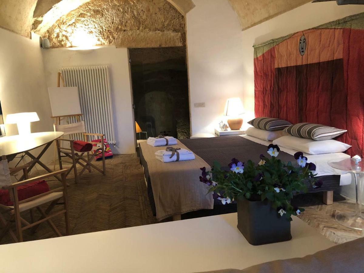 Gli Ipogei Nel Cuore Di Matera Villa ภายนอก รูปภาพ